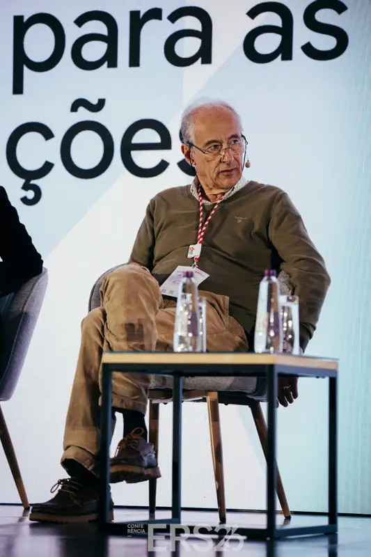 Painel - Incerteza global, Decisões locais, fotografia 3 de 10