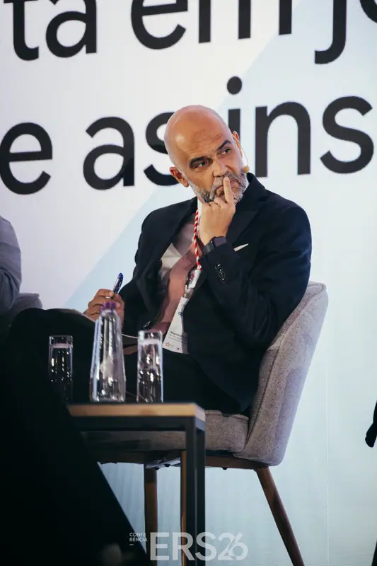 Painel - Incerteza global, Decisões locais, fotografia 4 de 10